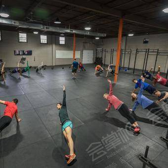 Large, Industrial Fitness Space for Workout Classes or Trainings